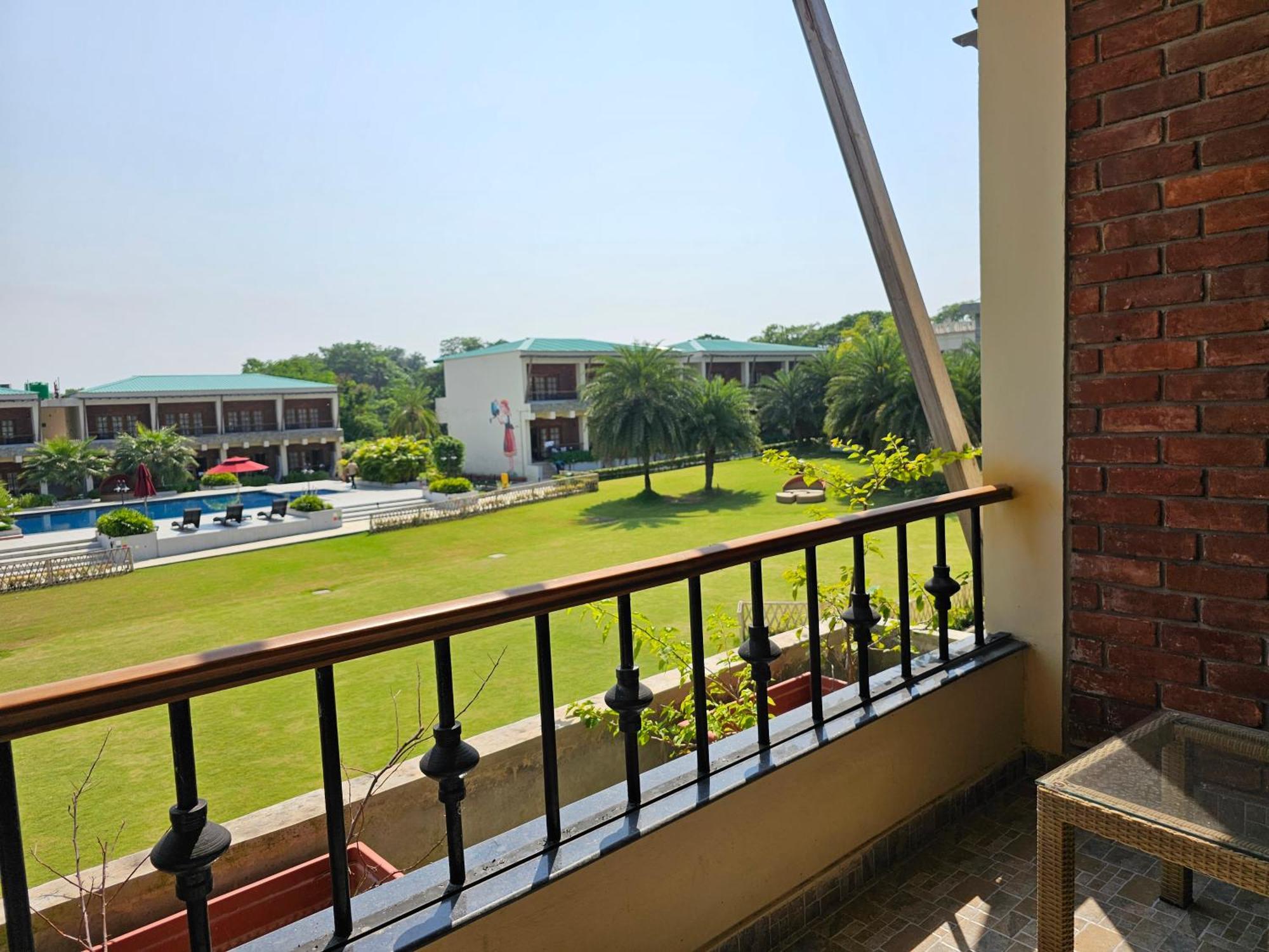 The Creek Boutique Resort & Spa Bolpur Eksteriør billede